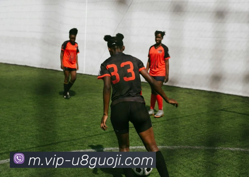 巴萨计划引进巴斯托尼报价超8000万欧后者愿意考虑转会机会